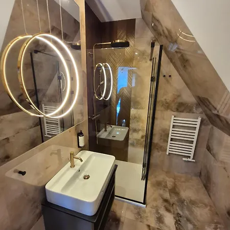 Montino Luxury *