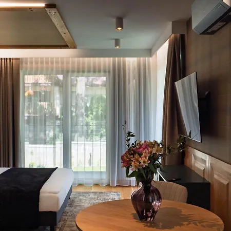 شقة Montino Luxury