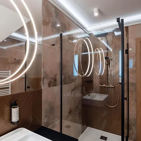 شقة Montino Luxury زاكوباني