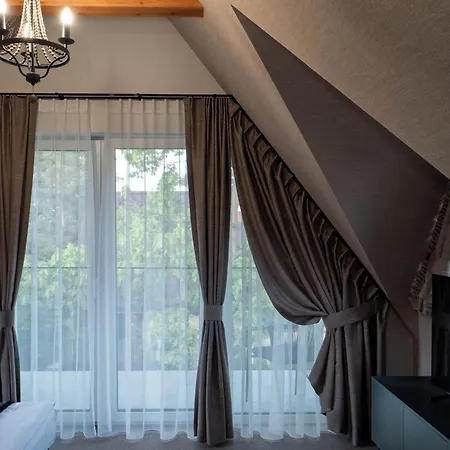 Montino Luxury زاكوباني