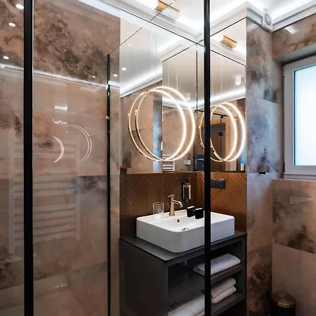 Montino Luxury
