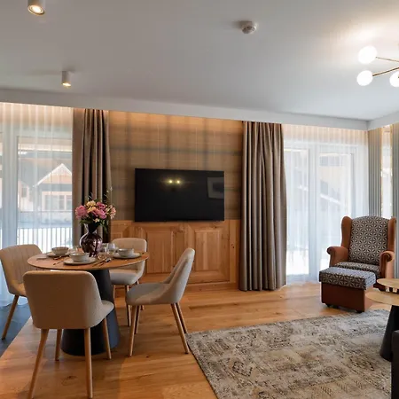 Montino Luxury דירה זקופאנה